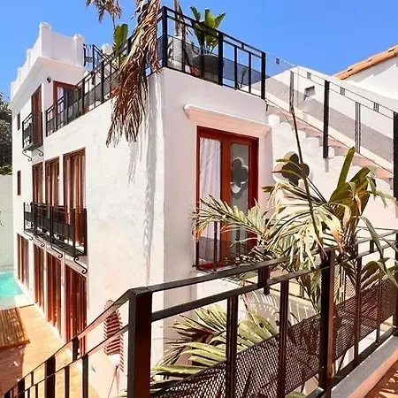 Old Town House Rooftop & Pool Villa *