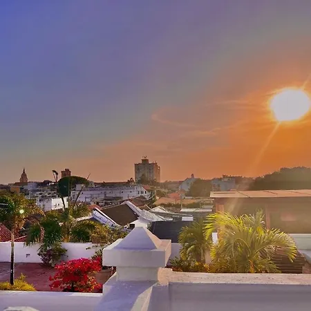 Villa Old Town House Rooftop & Pool Cartagena